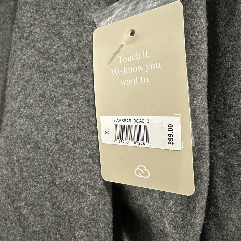 L u c k y Brand | Utility Cloud Soft Long Sleeve Gray Flannel Button Down Top - Picture 6 of 8